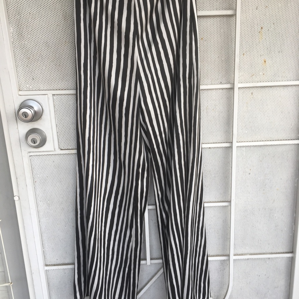 Totally cool wide leg pants